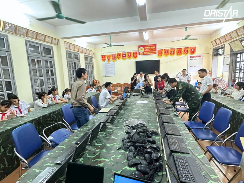 tiếp bước em đến trường (4)